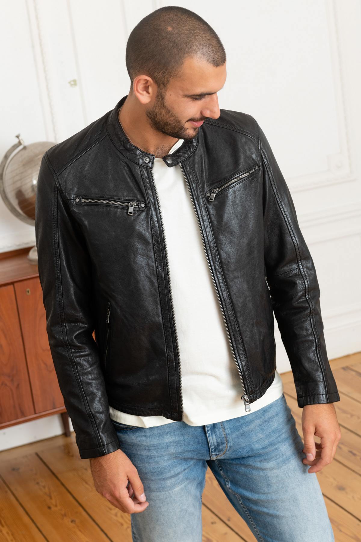 Daytona black lambskin jacket. Vegetable-tanned, moto collar. - Image n°1
