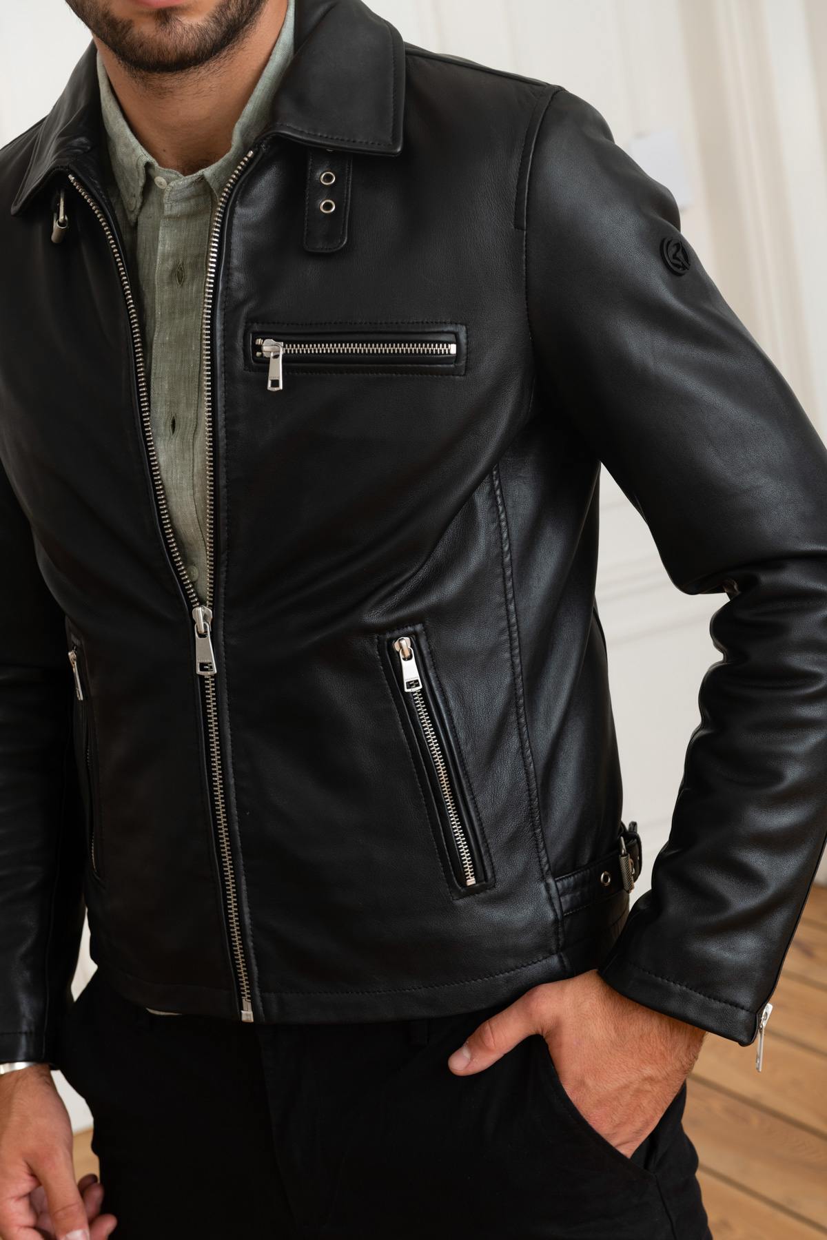 Redskins' black sheep leather jacket: biker style, adjustable collar. - Image n°7