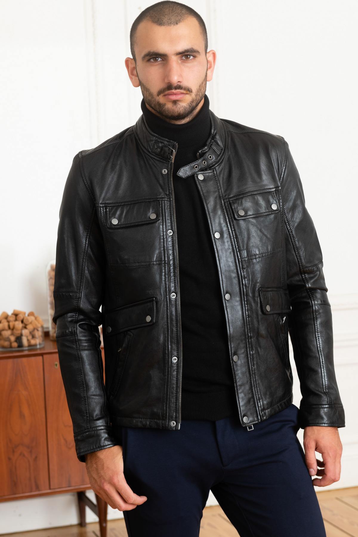 Slim-fit sheepskin leather jacket in glossy black by Oakwood. - Image n°3