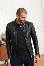 A black sheepskin jacket with a slim, modern cut for effortless style. - Image n°6