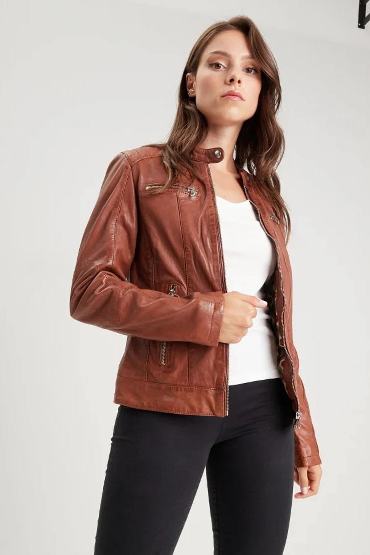 Vegetable-tanned lambskin motard jacket in rich cognac. Regular fit. - Image n°1