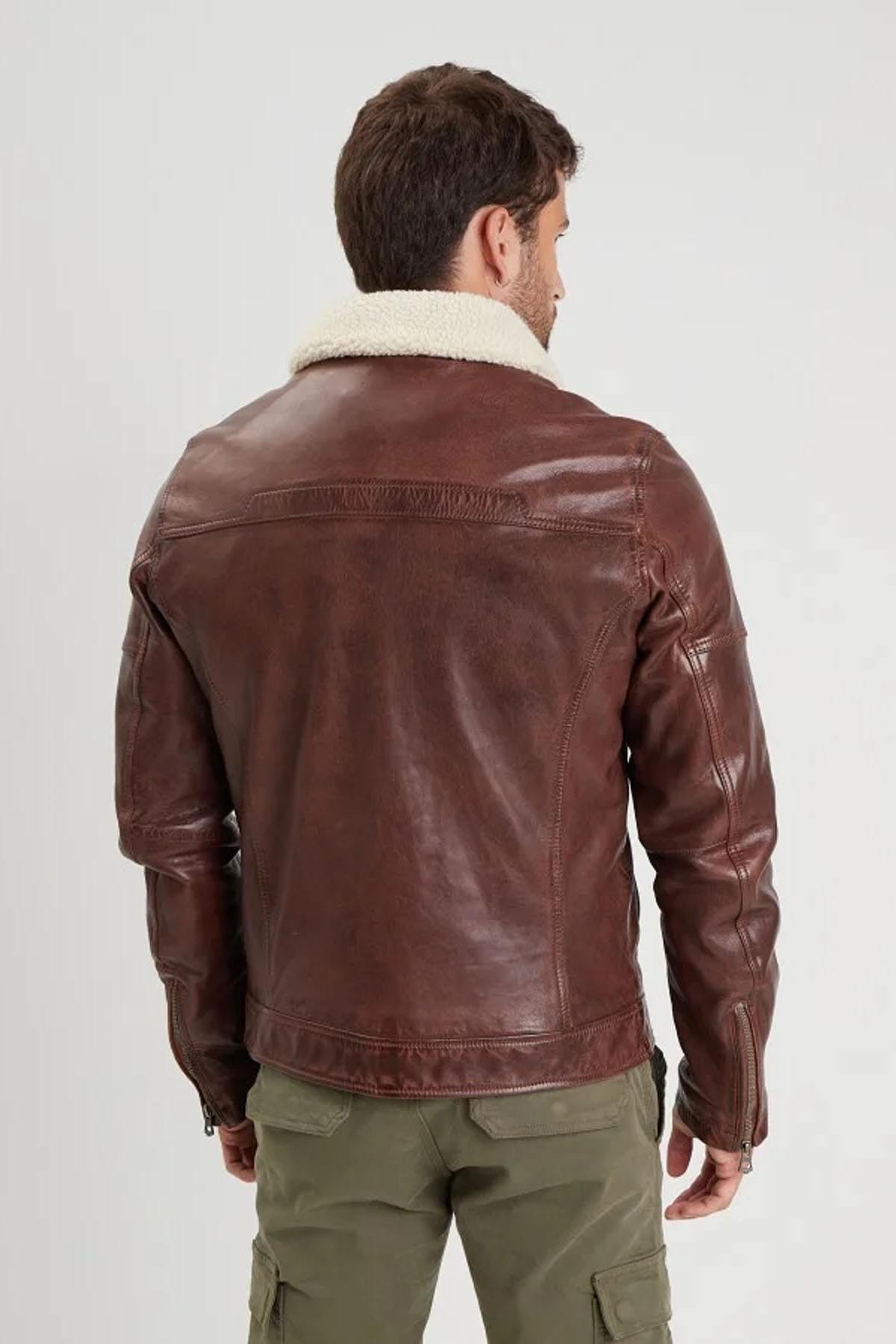 Dark cognac lambskin jacket with removable vegan sherpa collar. - Image n°4