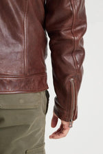 Dark cognac lambskin jacket with removable vegan sherpa collar. - Image n°6