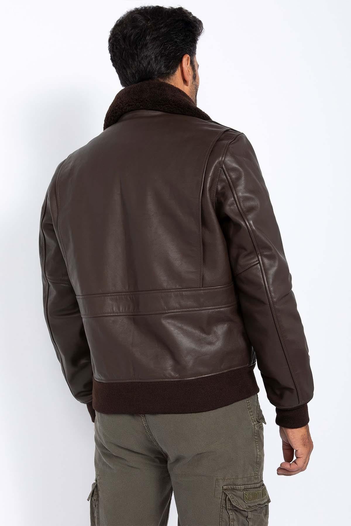 Brown cowhide aviator jacket by Schott. Detachable shearling collar. - Image n°2