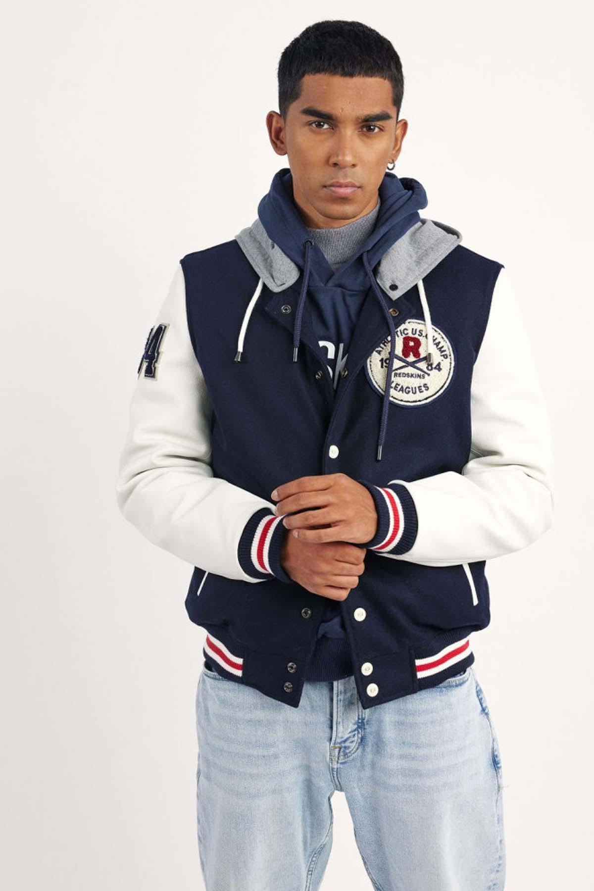 Redskins' Dunk Hatch: dark navy vachetta leather with white accents. - Image n°6