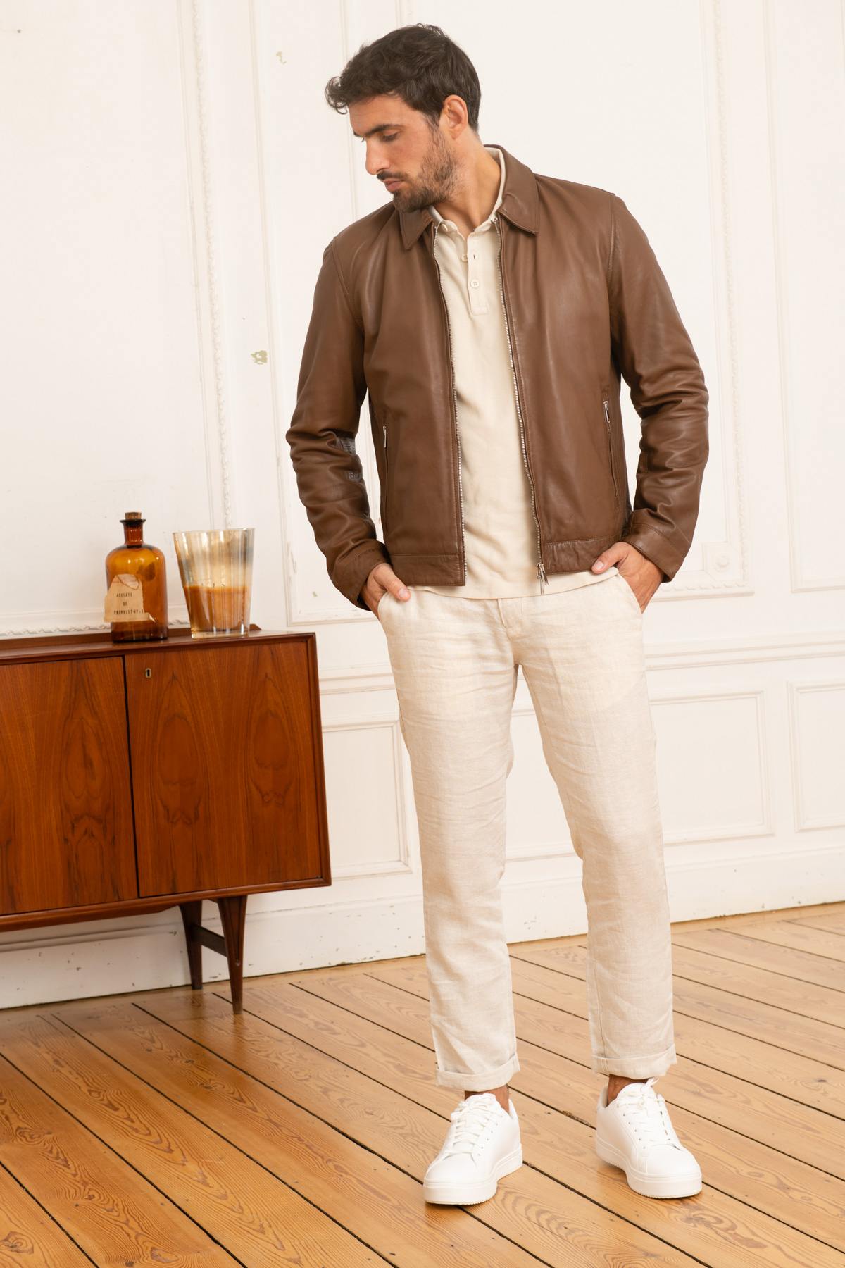 Tobacco sheep leather jacket, vintage rock edge, effortlessly stylish. - Image n°2
