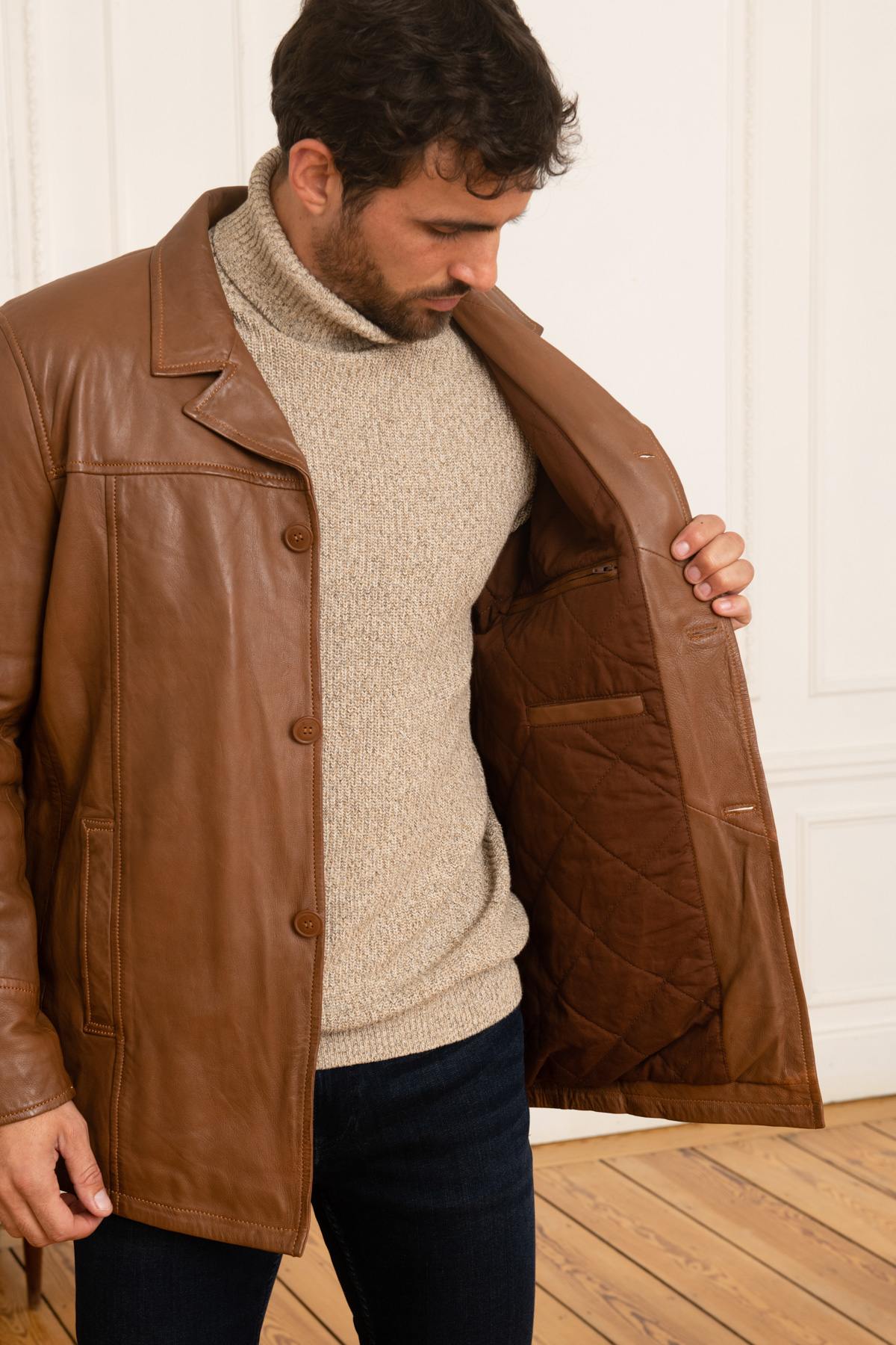 Mid-length oxblood sheepskin jacket, vintage-inspired and relaxed. - Image n°4