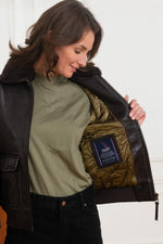 Slim lambskin aviator jacket with detachable shearling collar. - Image n°4