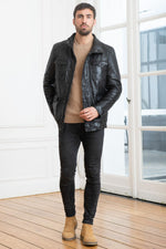 Black lambskin jacket, straight cut, zip closure, adjustable collar. - Image n°3