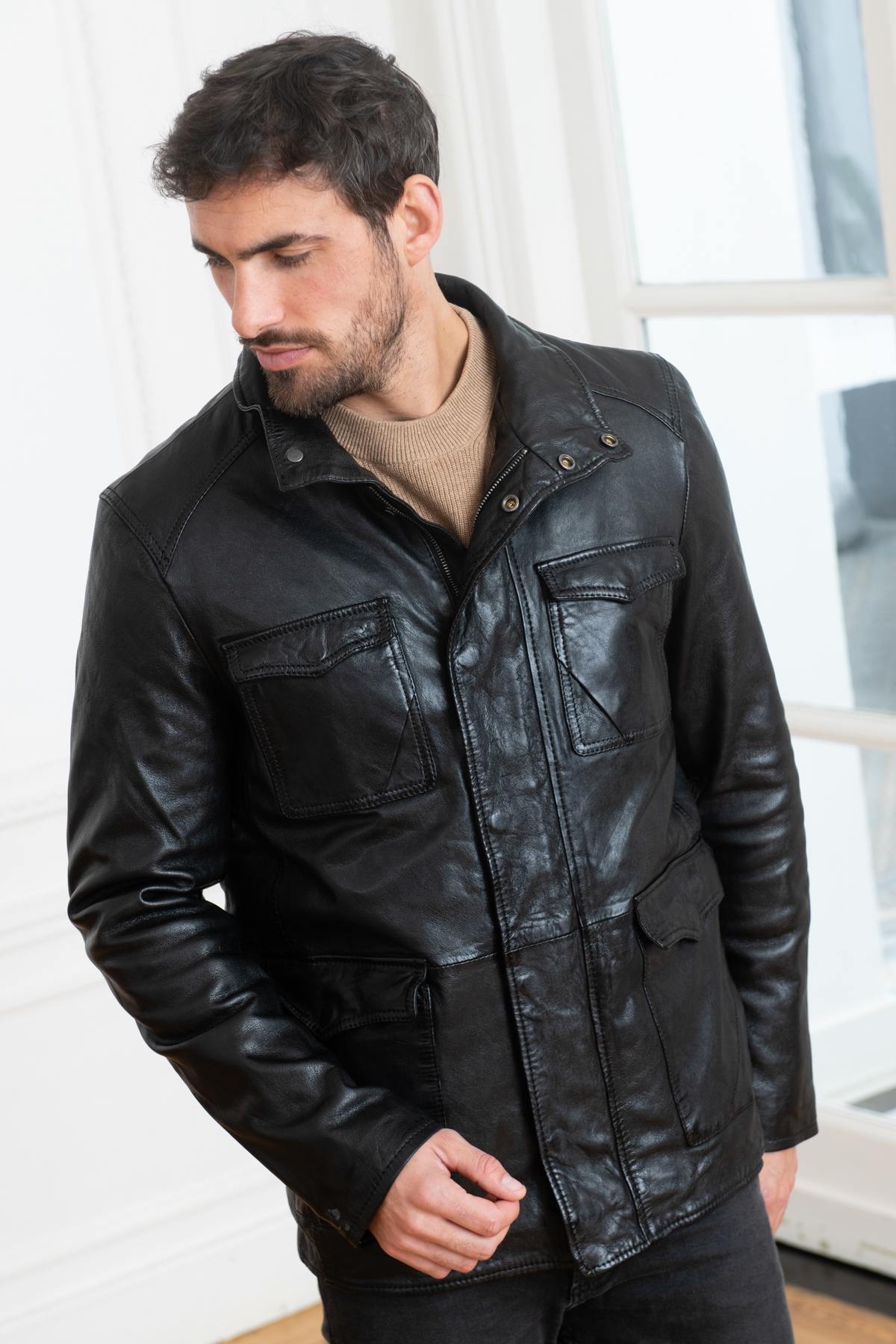 Black lambskin jacket, straight cut, zip closure, adjustable collar. - Image n°2