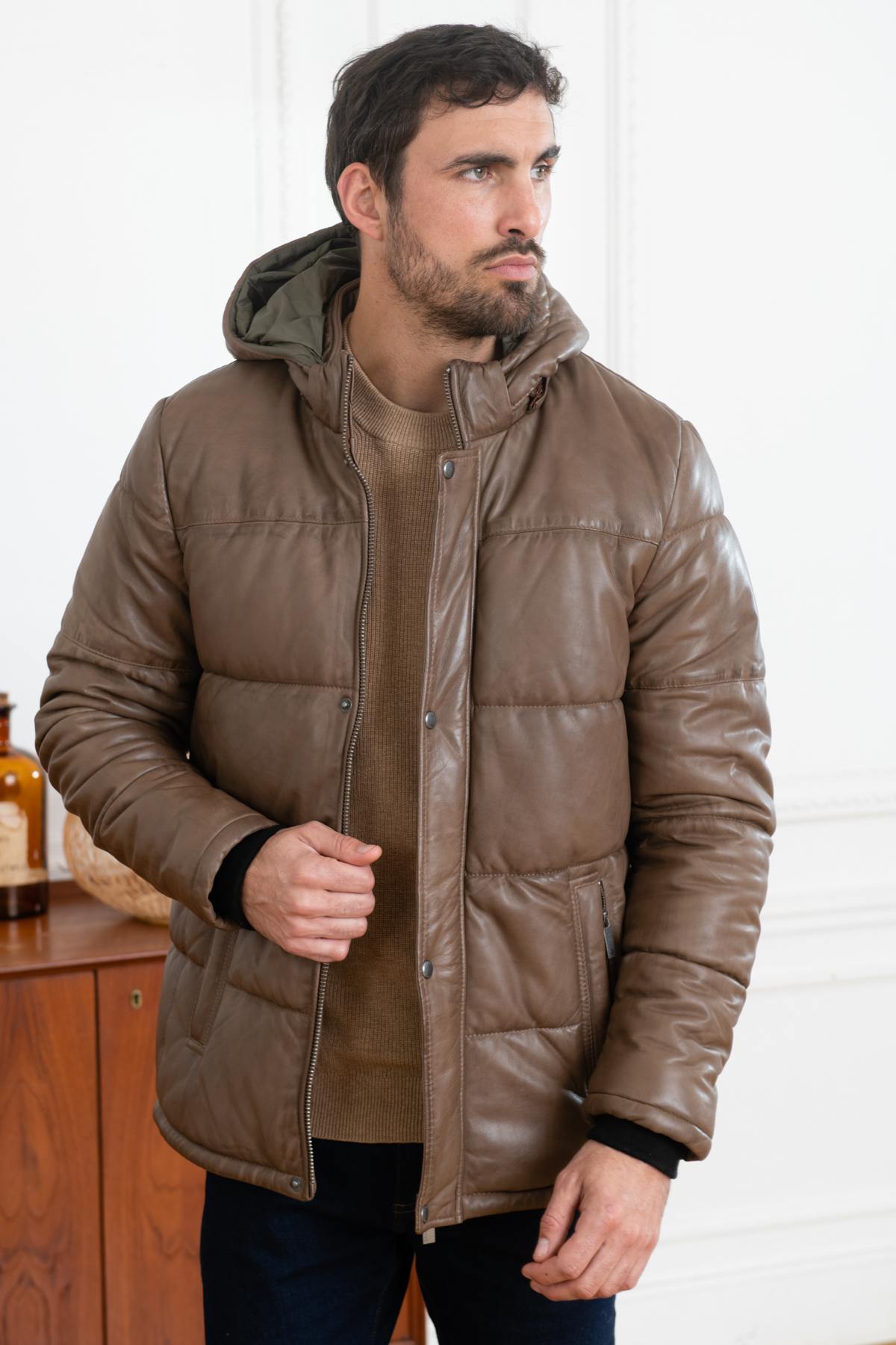 Maroon leather jacket by Oakwood: shearling and Thinsulate for warmth. - Image n°1
