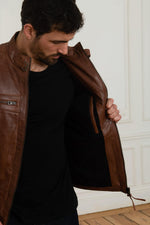 Rich cognac leather jacket, slim fit with quilted detailing for style. - Image n°7