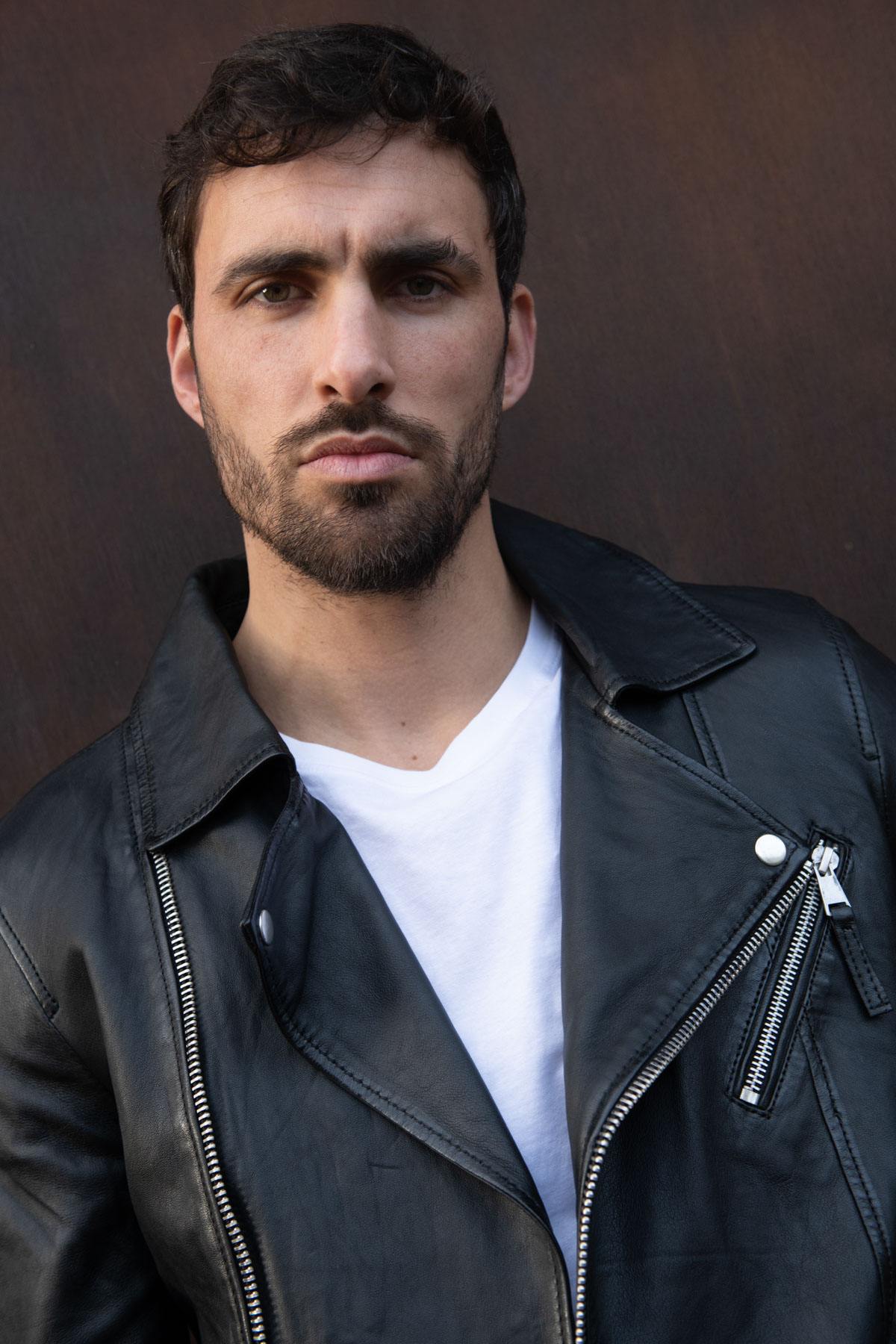 Lightweight lambskin biker jacket, slim fit, classic perfecto styling. - Image n°10