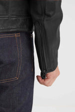 Washed lambskin jacket, slim fit, shirt collar-retro yet versatile. - Image n°5
