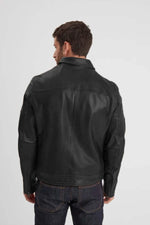 Washed lambskin jacket, slim fit, shirt collar-retro yet versatile. - Image n°4