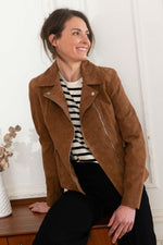 A light brown nubuck suede jacket, slimfit and timelessly stylish. - Image n°1