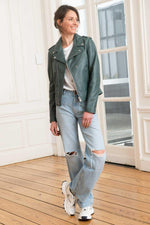 The LCW1601D STORM: Schott's teal lambskin perfecto, slim and iconic. - Image n°2