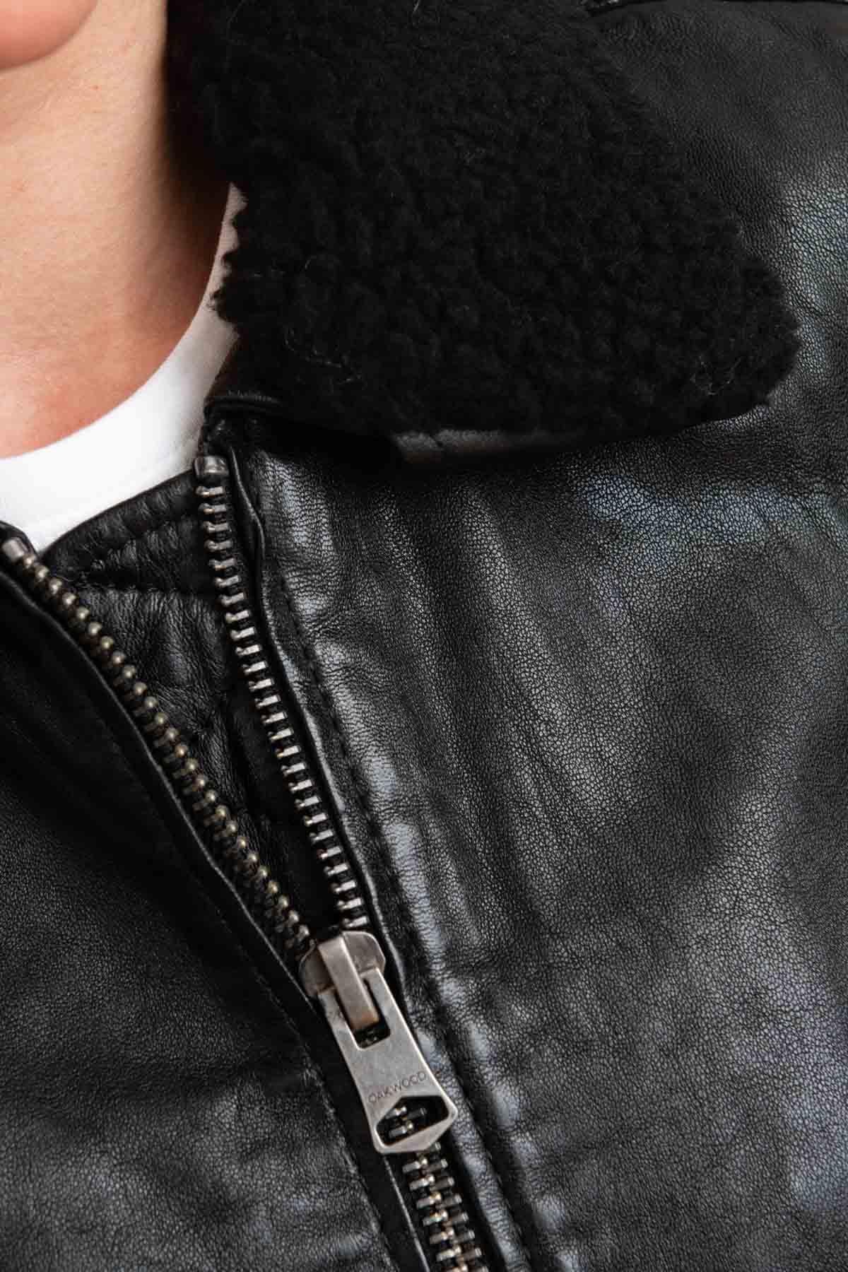Vintage black leather jacket with removable fur collar - Image n°10
