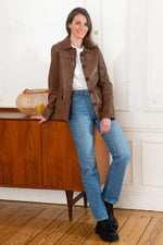 Soft tan shearling in a mid-length cut, perfect for versatile styling. - Image n°2