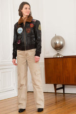 Slim maroon goatskin bomber with 17 patches and a detachable collar. - Image n°7