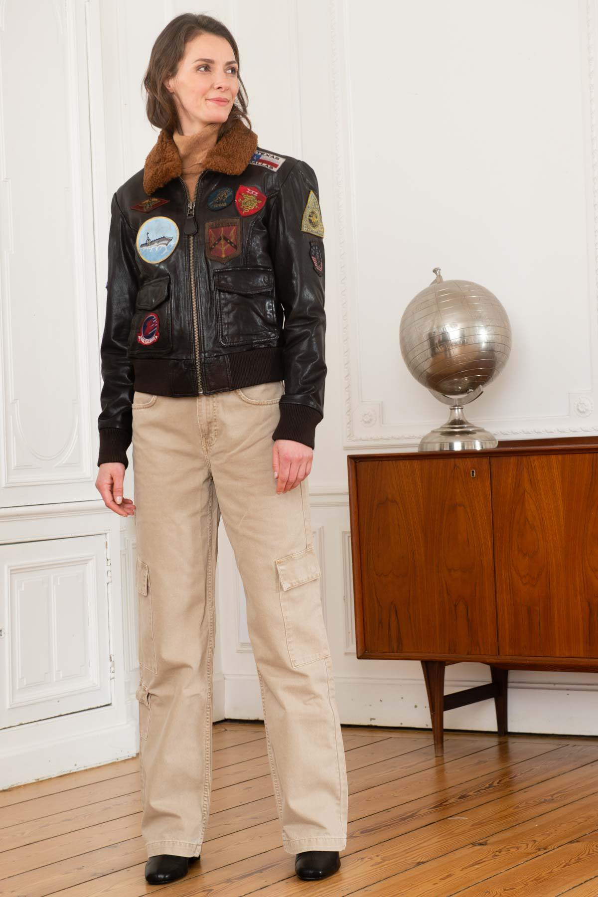 Slim maroon goatskin bomber with 17 patches and a detachable collar. - Image n°7