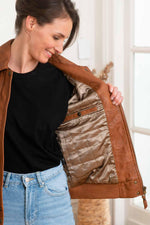 Women's cognac aviator style leather jacket - Image n°3