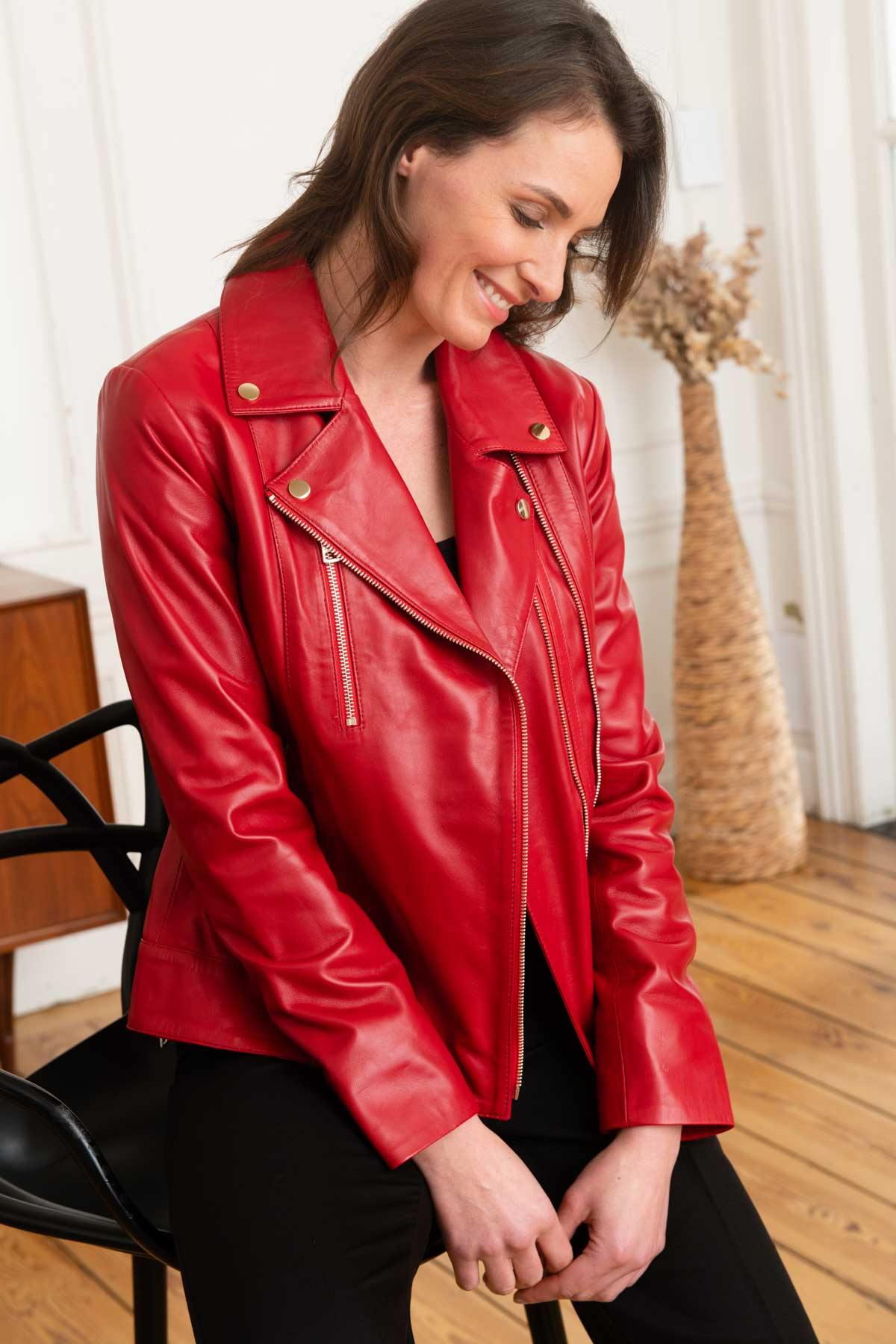 Slim red lambskin biker jacket, golden details for a rock-chic allure. - Image n°3