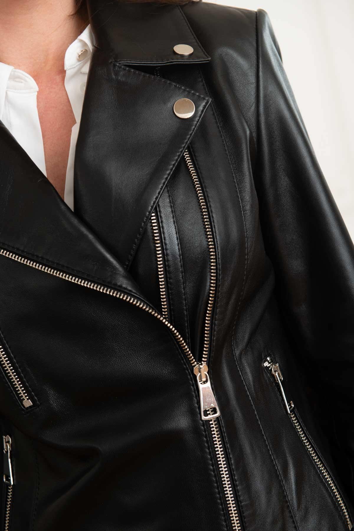 Black lambskin biker jacket with slim fit and metallic zip details. - Image n°8