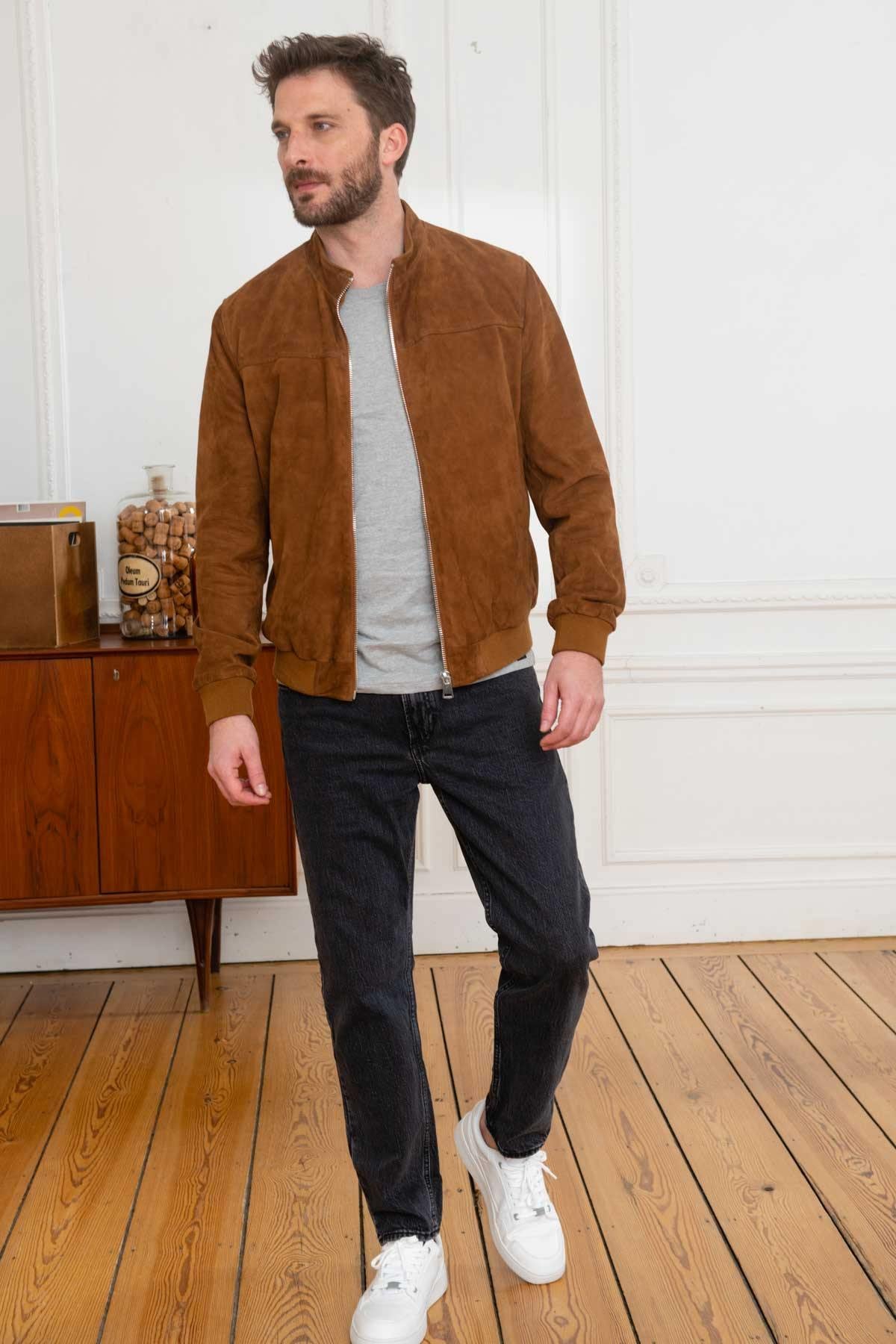 Velvety cognac goatskin bomber, slim fit with ribbed trims. - Image n°2