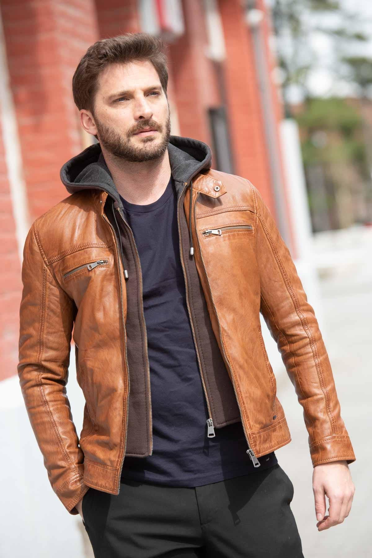 Camel sheepskin jacket with detachable hood and aged finish. - Image n°1