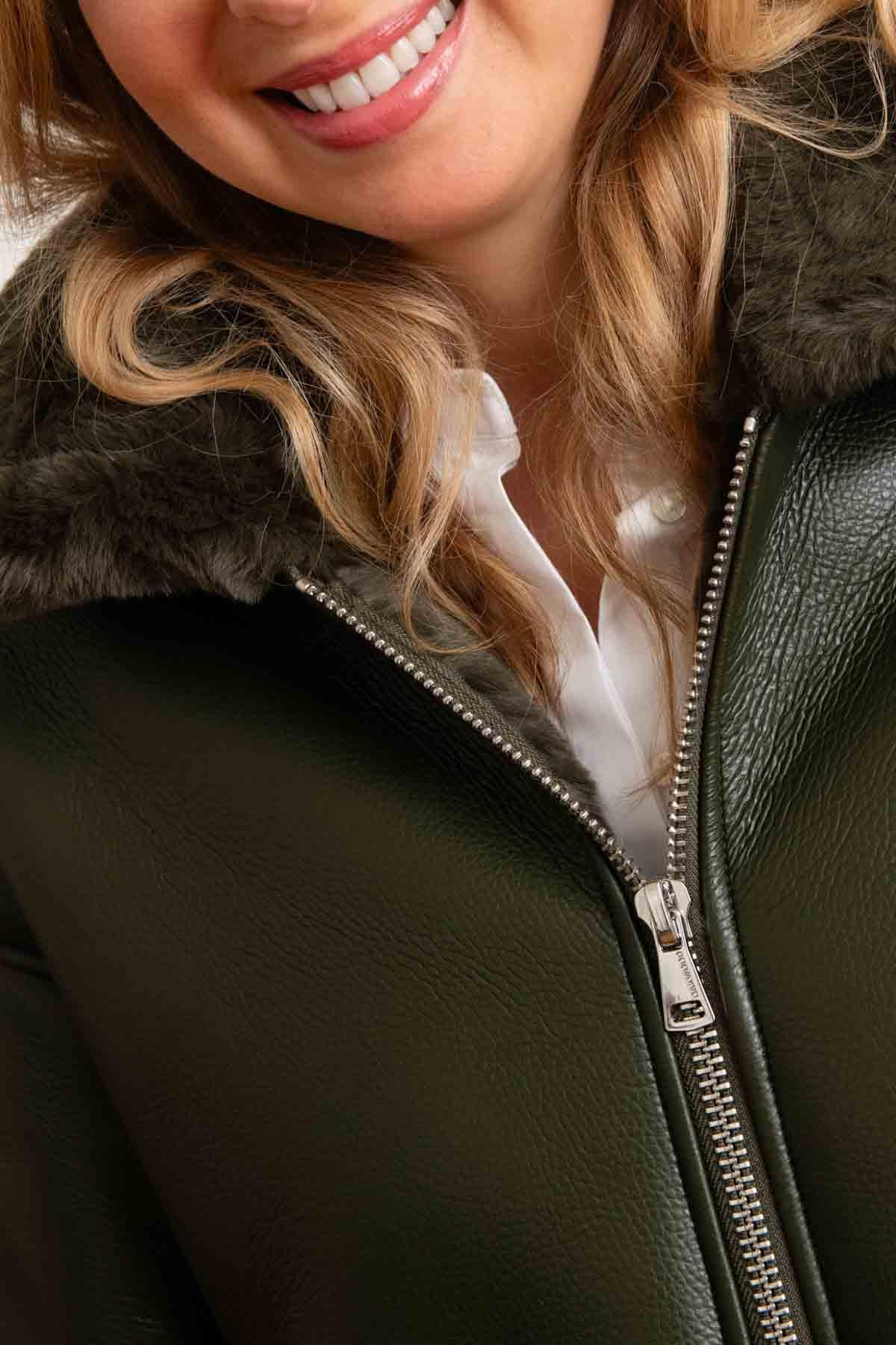 Oakwood's khaki quilted coat: dual-material fabric for autumn-winter. - Image n°7