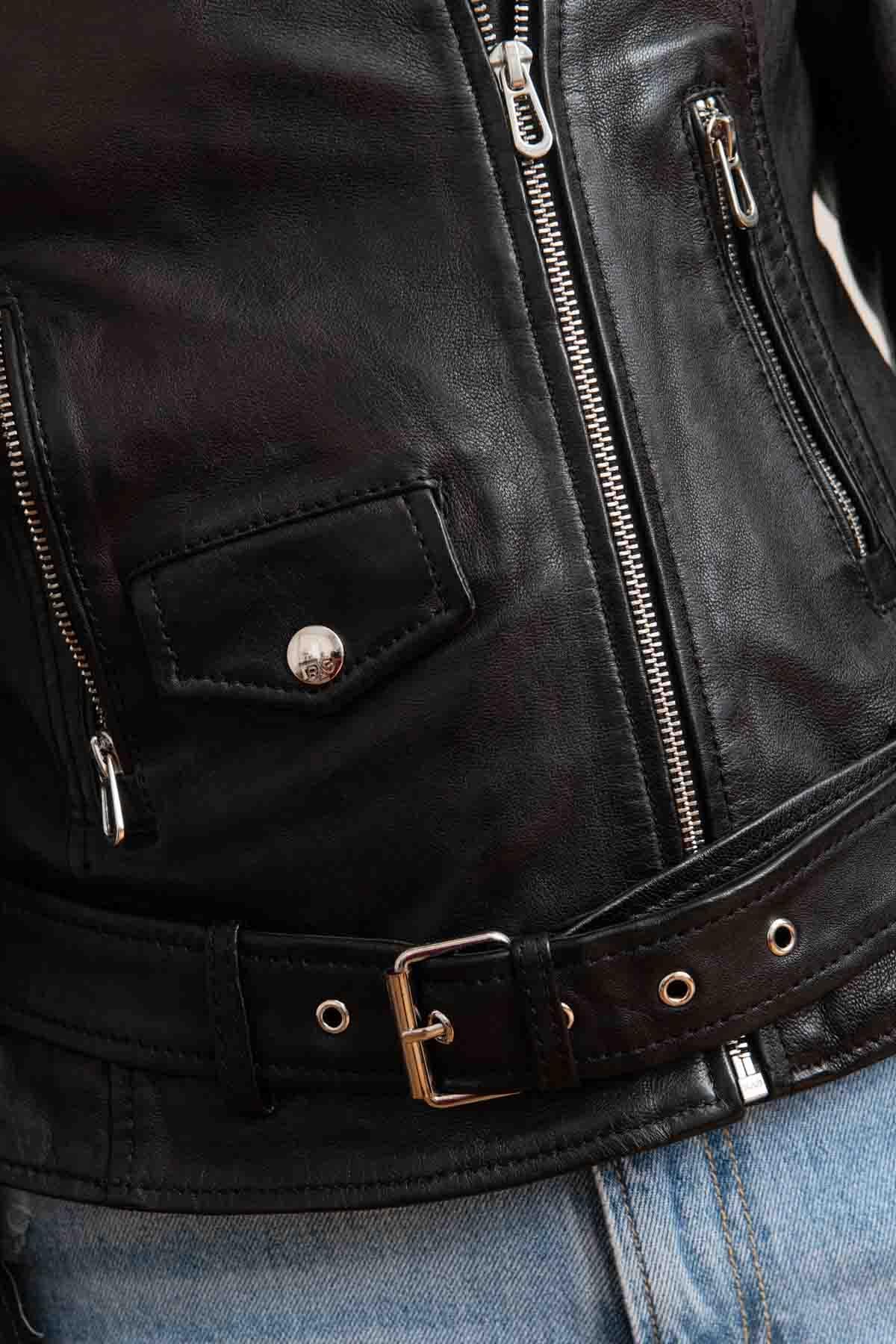 Rock-chic lambskin biker jacket in black. Soft leather, floral lining. - Image n°2