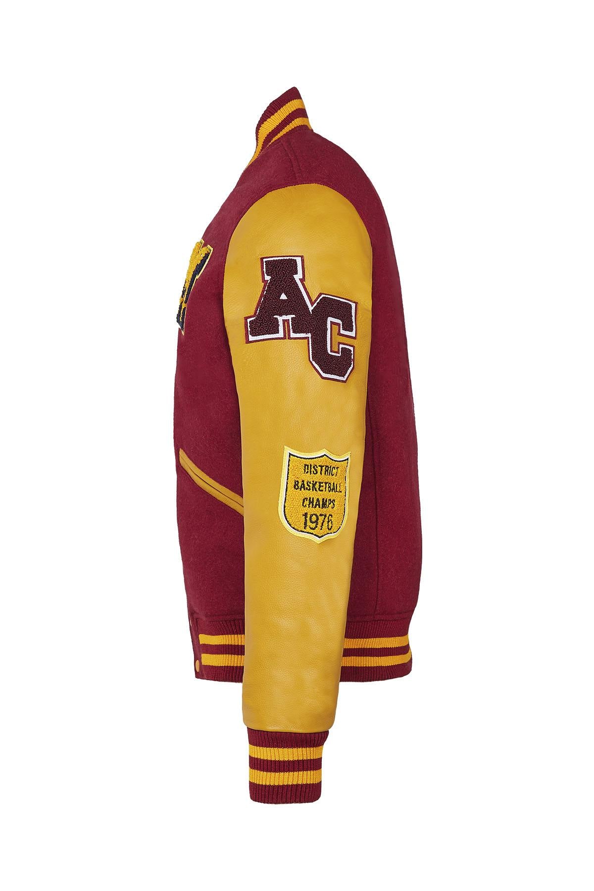 American College's burgundy varsity: wool and gold-yellow leather. - Image n°9