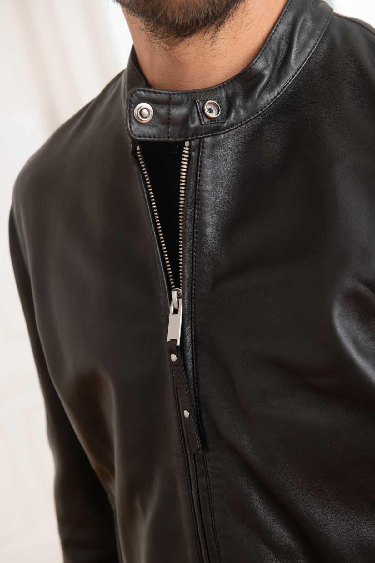 Supple lambskin, biker collar-Daytona's sleek black urban jacket. - Image n°6