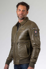 RAF-licensed dark khaki sheepskin jacket, timeless and versatile. - Image n°3