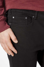 Classic black jeans for men - Image n°3