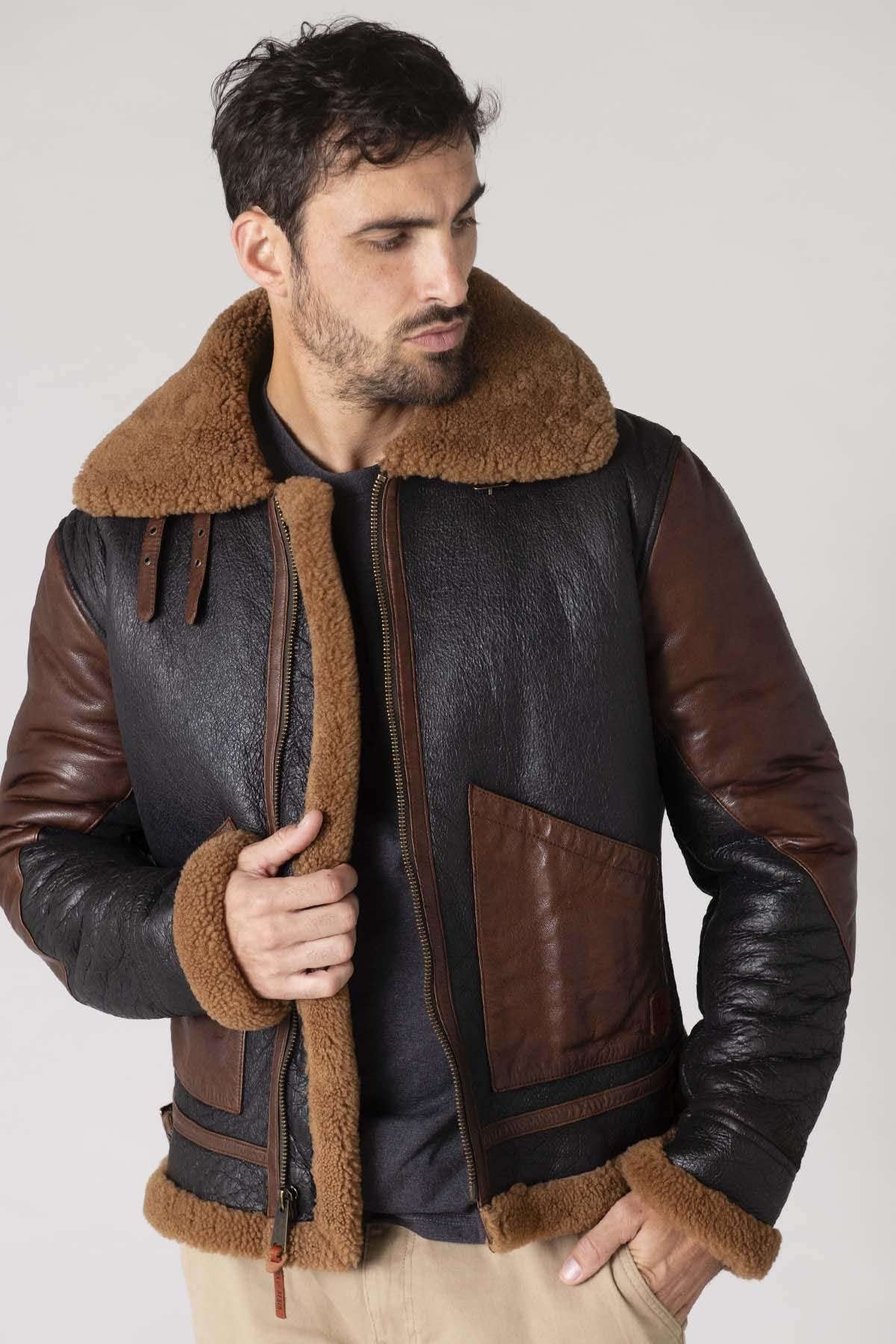 Tobacco-cognac lambskin bomber with warm shearling lining. - Image n°1