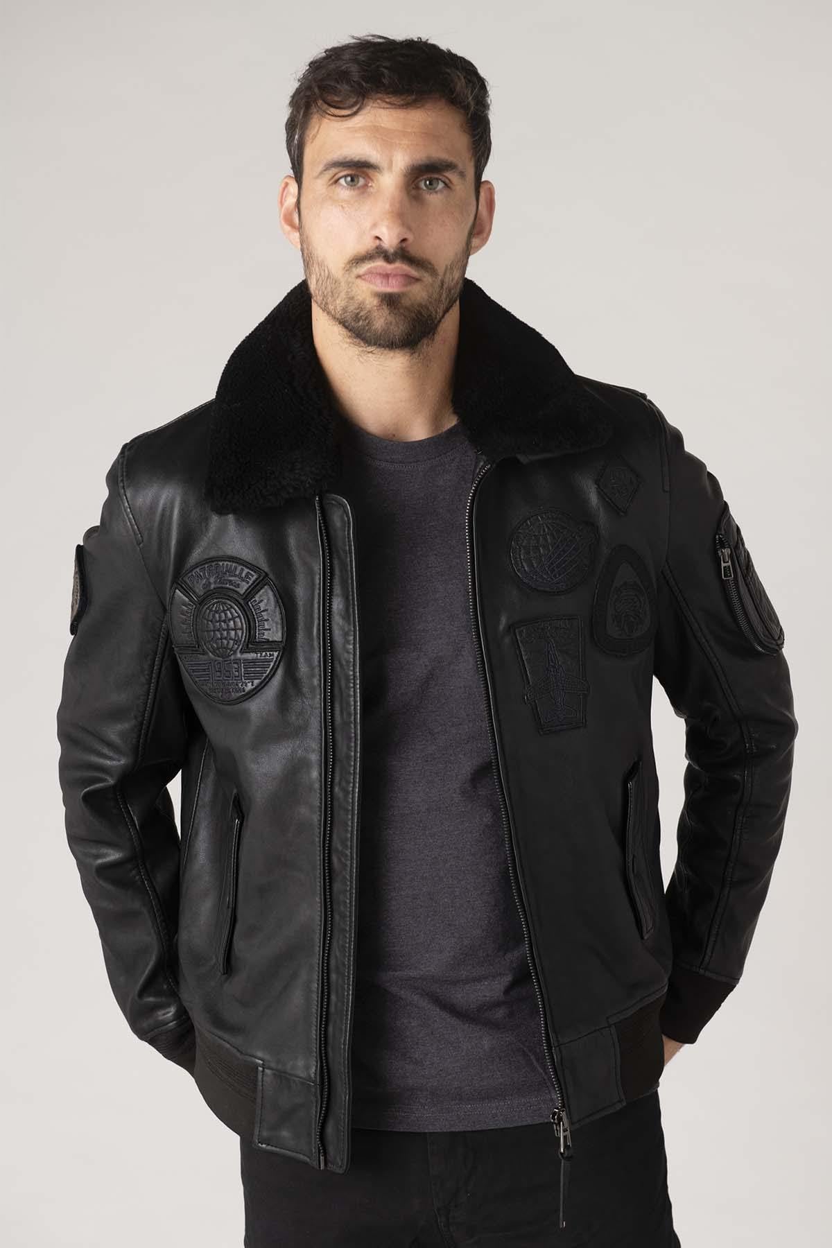 Black sheepskin aviator jacket with fur collar for warmth and style. - Image n°4
