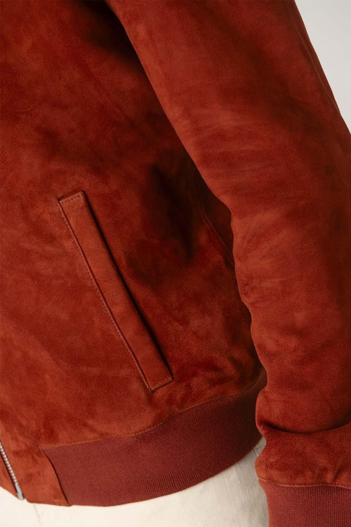 Rust-hued suede goatskin jacket with a velvety finish and regular fit. - Image n°4