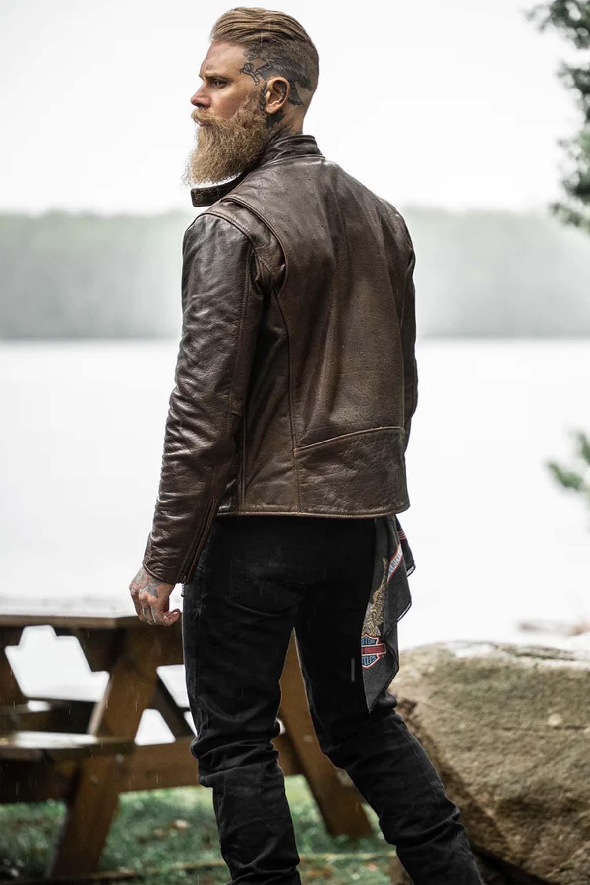 DAYTONA RUST: rust-hued buffalo leather, slim cut, lined for bikers. - Image n°2