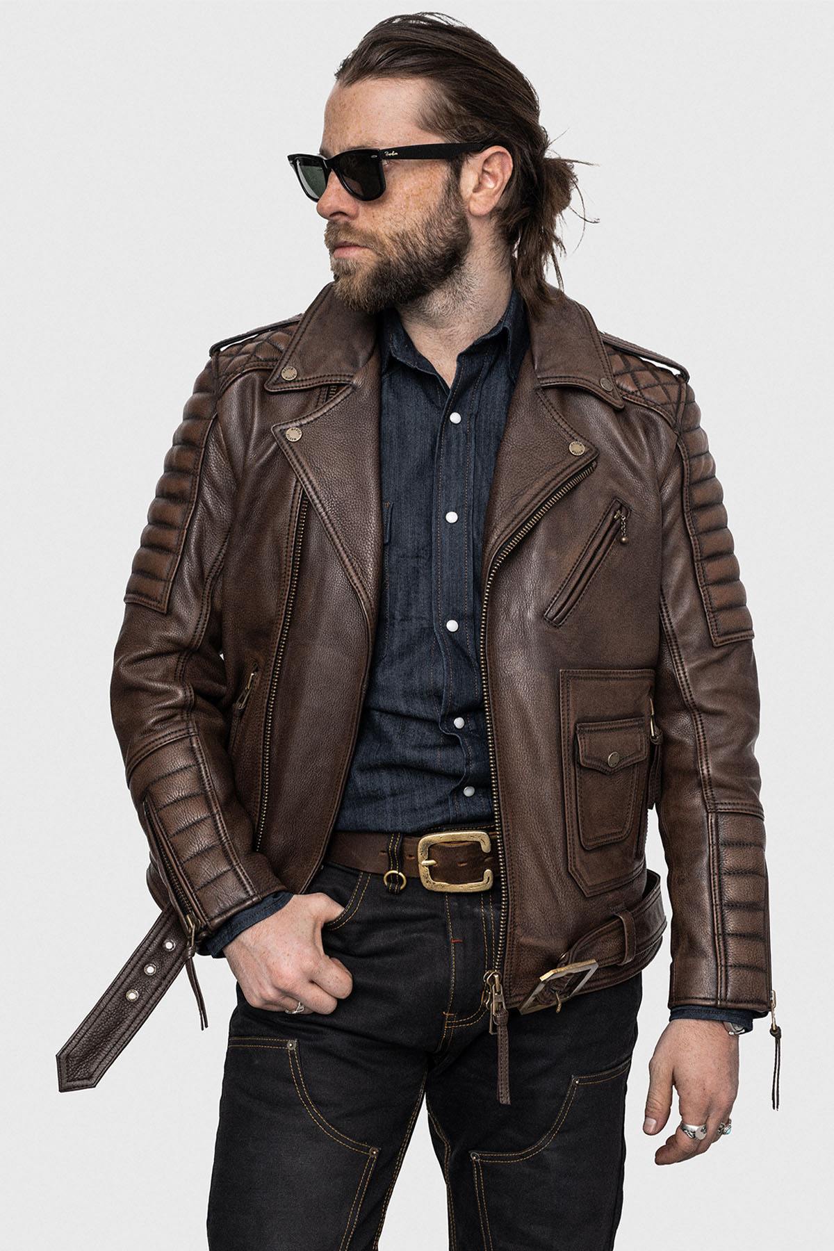 carefully stitched biker jacket in waxed cowhide. Rugged, weathered finish. - Image n°2