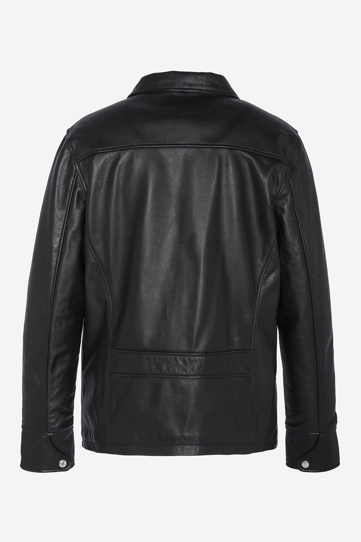 Schott's LC9521D: a refined black cowhide jacket for effortless style. - Image n°7