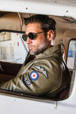 RAF-licensed dark khaki sheepskin jacket, timeless and versatile. - Image n°2
