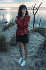 Red chilli lambskin perfecto with a patinated, rock-inspired finish. - Image n°8
