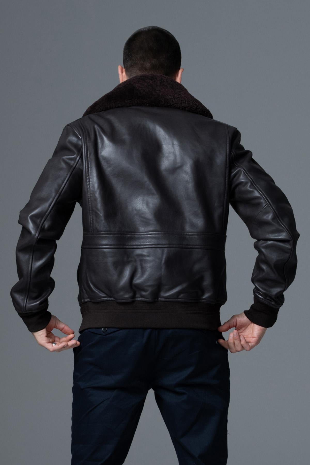 A2-style brown lambskin jacket with removable shearling collar. - Image n°8