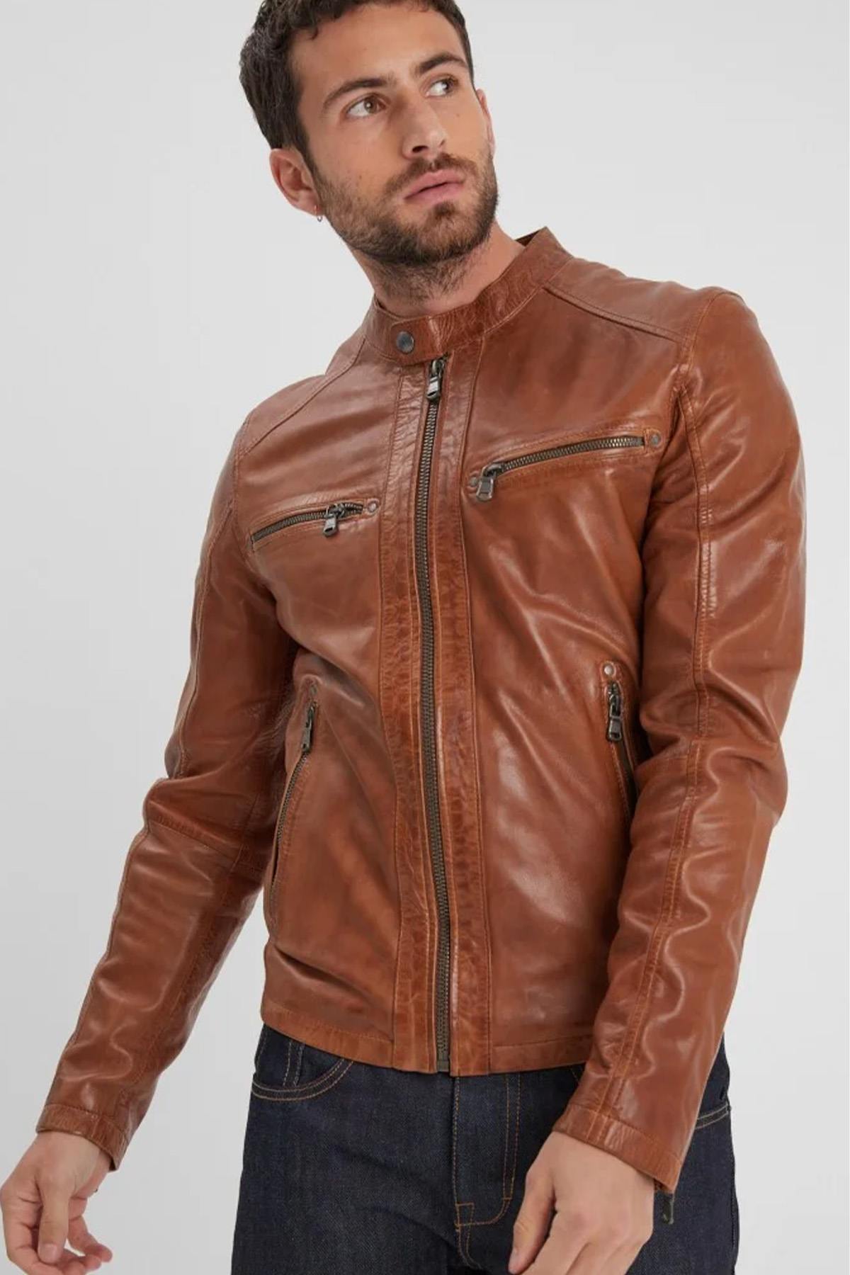 Timeless biker jacket in supple cognac lambskin with a textured touch. - Image n°2