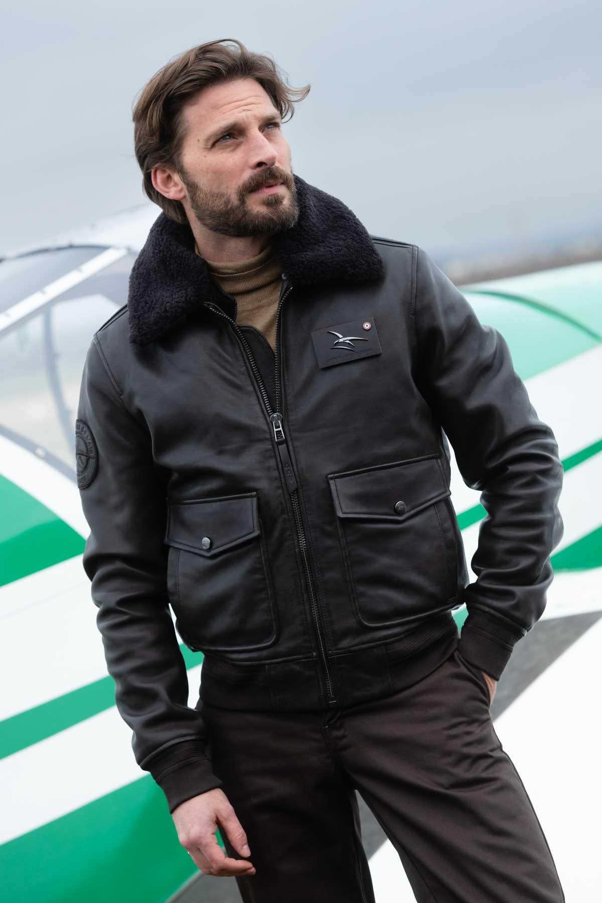 A2-style brown lambskin jacket with removable shearling collar. - Image n°1