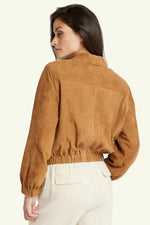 Slim cognac suede bomber in goat suede, elasticated cuffs and hem. - Image n°2