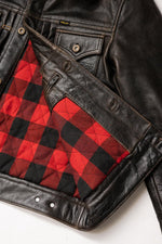 Buffalo leather trucker jacket with rapid patina for vintage charm. - Image n°7