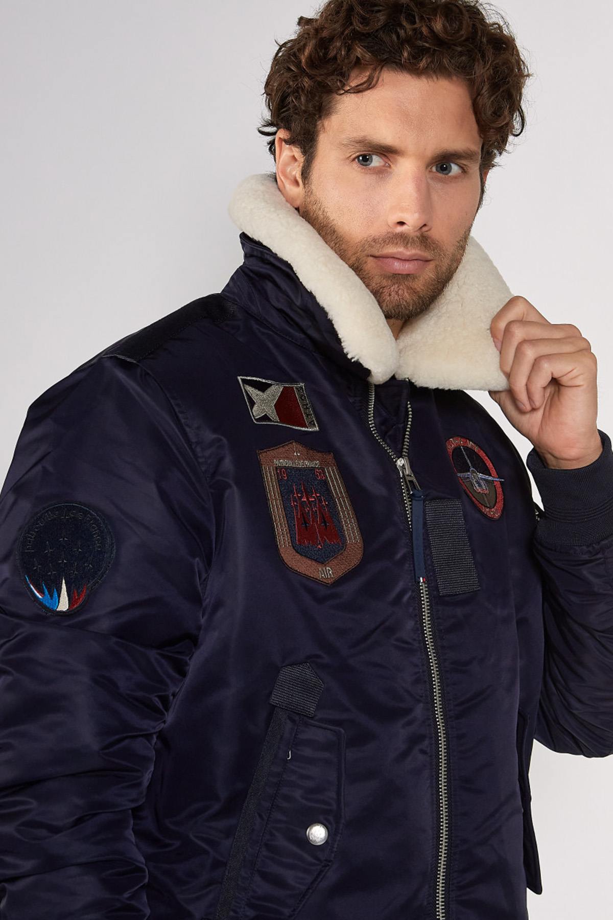Navy blue nylon bombers with removable fur collar - Image n°3